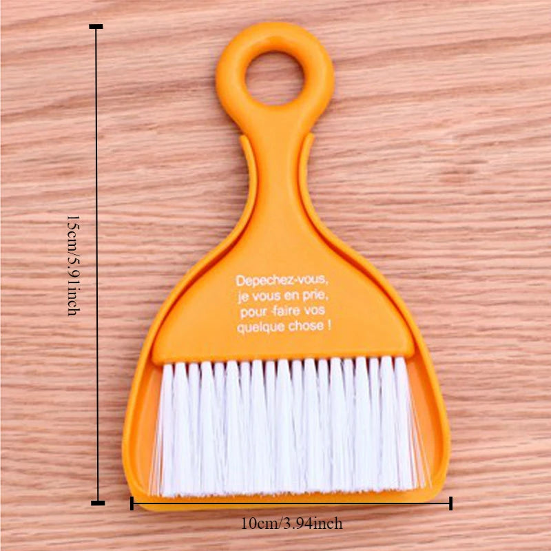  Mini Broom & Dustpan 